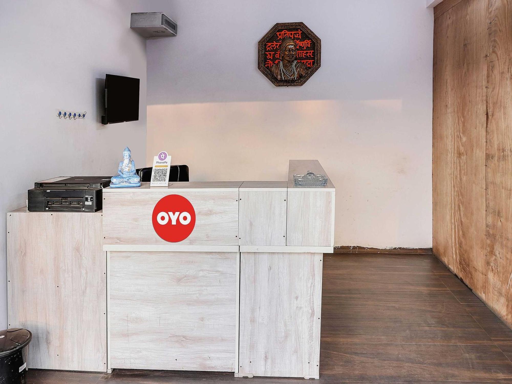 Oyo Hotel Blackgold Chandrapur Экстерьер фото
