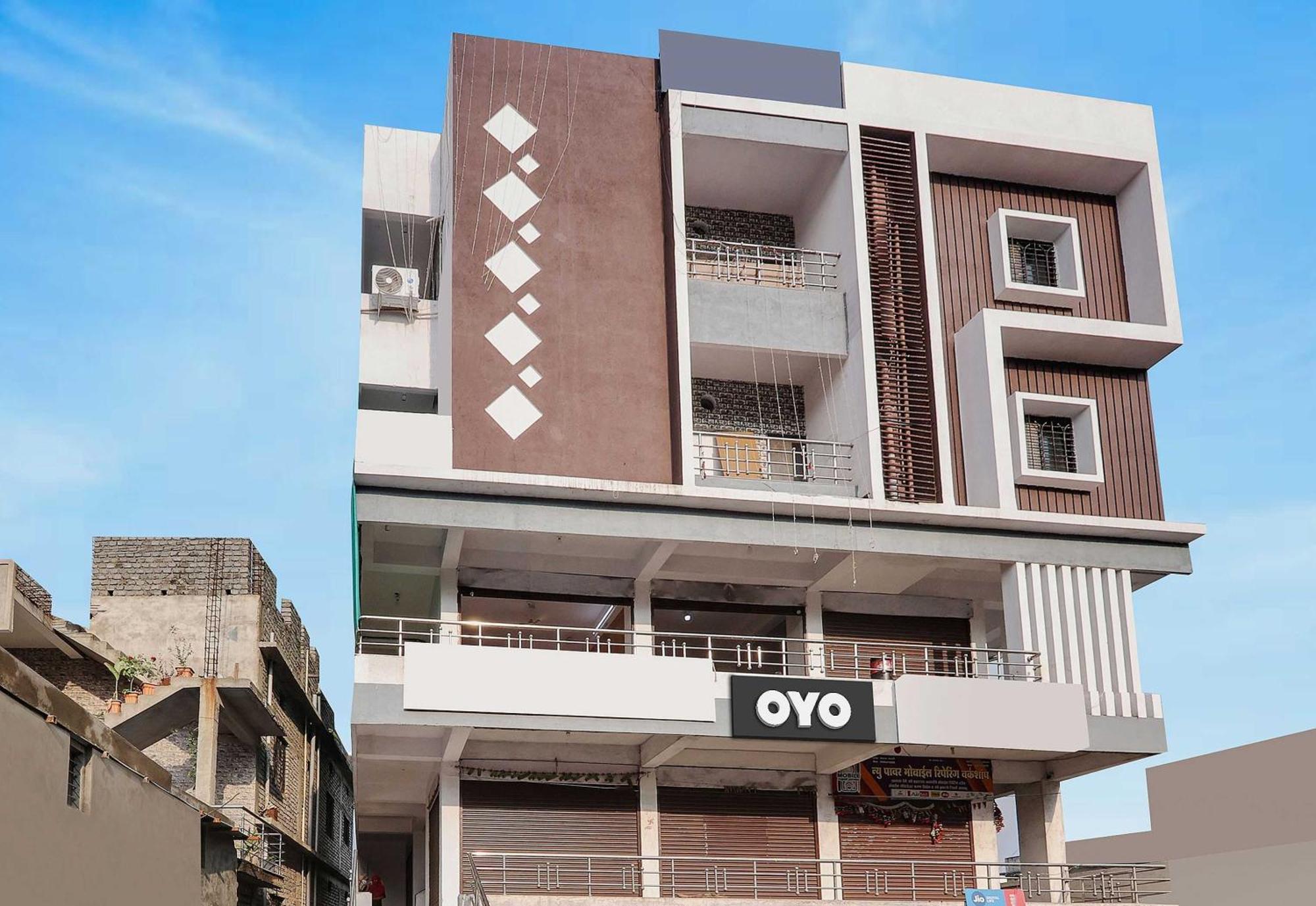 Oyo Hotel Blackgold Chandrapur Экстерьер фото